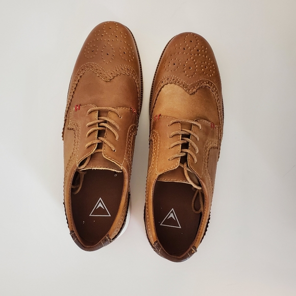 Leather Wingtip Oxford in Tan/Brown - Picture 13 of 13